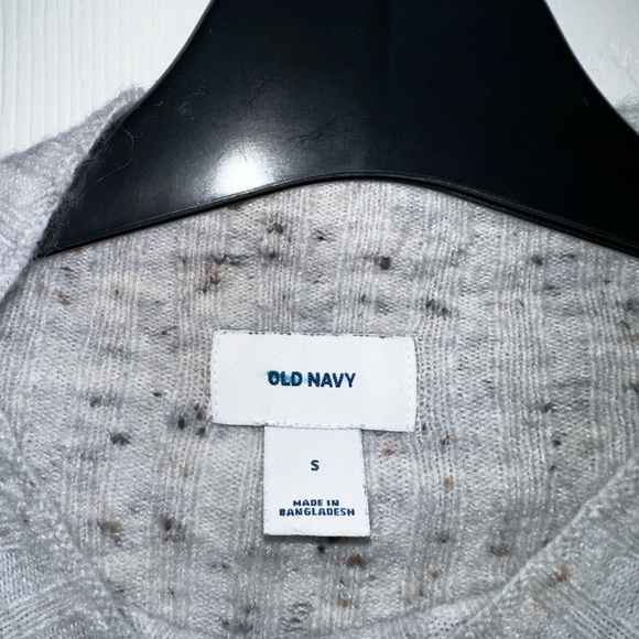 Old Navy Mock Neck Sweater - Picture 2 of 4